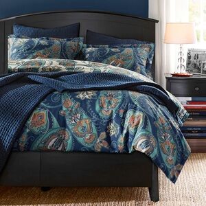 POTTERY BARN Leah Paisley Reversible duvet cover